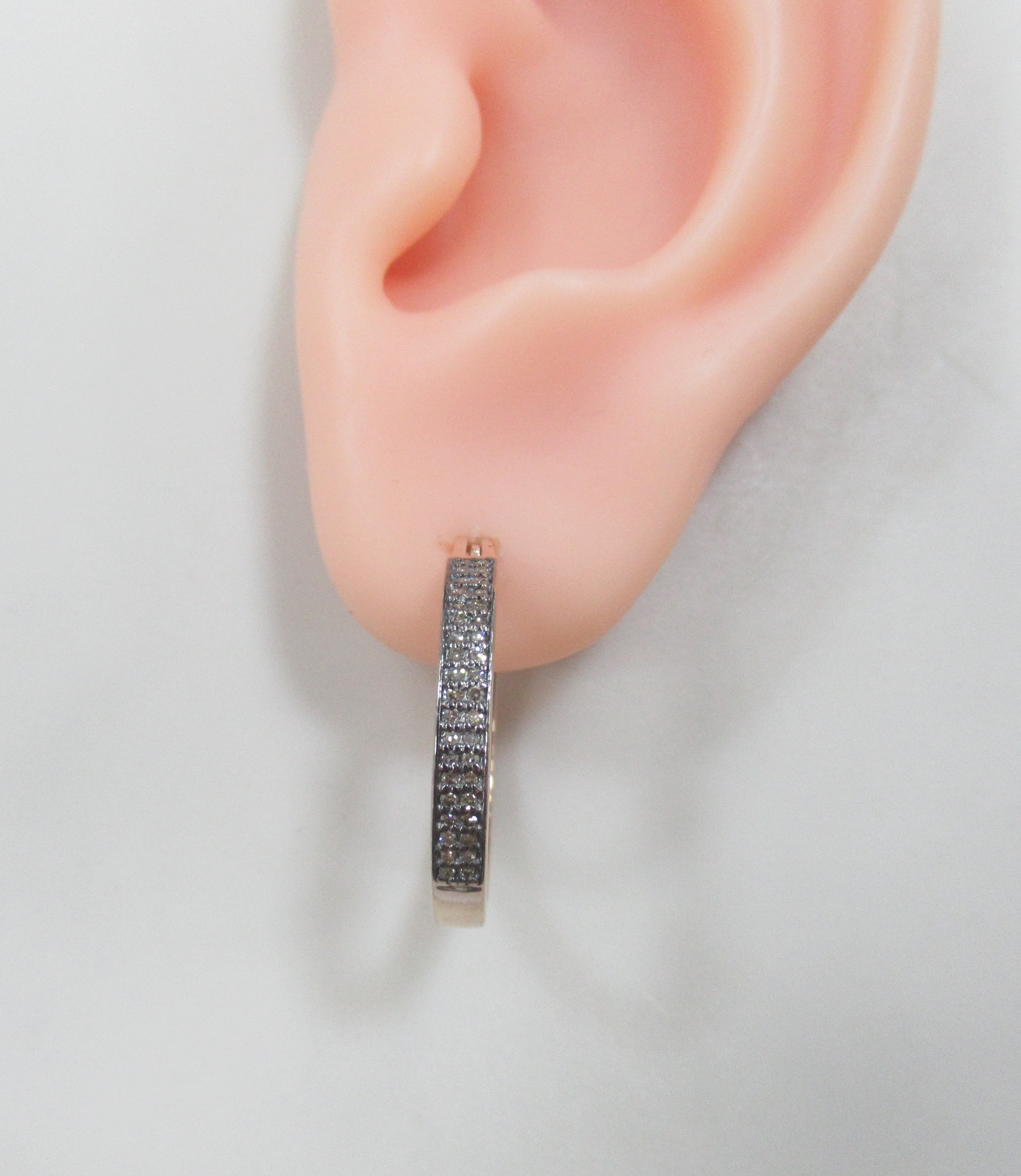 Серебряные серьги-конго с коньячными бриллиантами